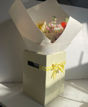 Load image into Gallery viewer, Mothers Day Bouquet